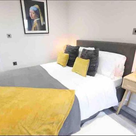 Entire Apartment / Nec / Resorts World / Birmingham Airport Sheldon  Kültér fotó