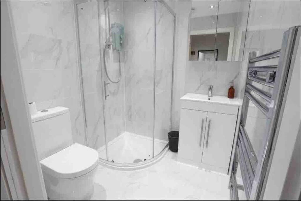Entire Apartment / Nec / Resorts World / Birmingham Airport Sheldon  Kültér fotó