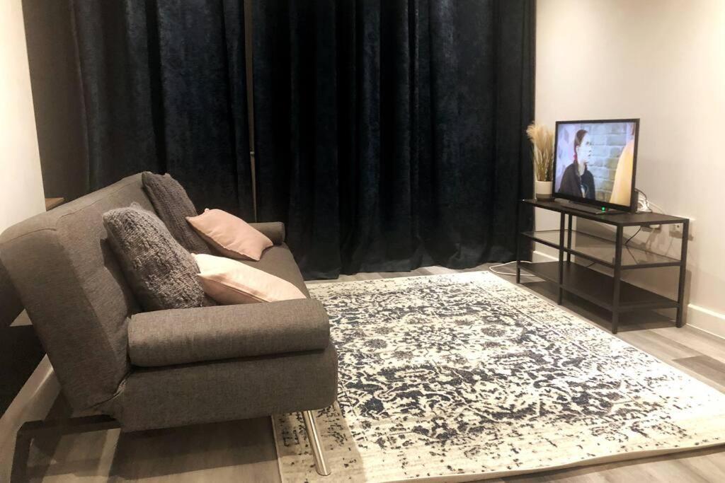 Entire Apartment / Nec / Resorts World / Birmingham Airport Sheldon  Kültér fotó